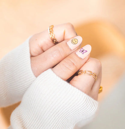 Color Nail Art Húðflúr