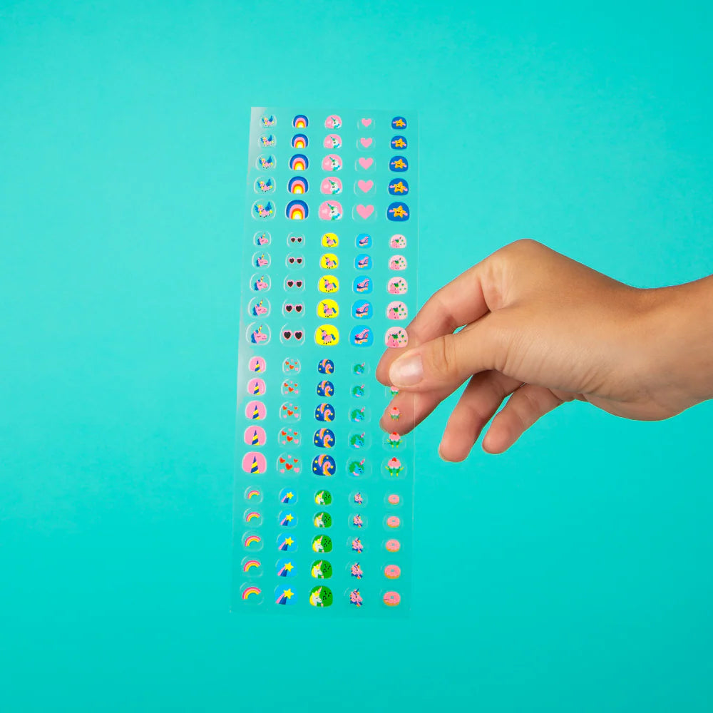 Lily Nagla Límmiðar